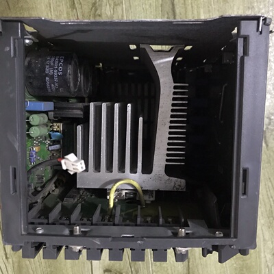 询价*变频器一台型号6SE64402UD255CA