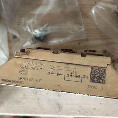 询价-SKKH5722EH4刚下来有灰尘功能正常看好直接拍