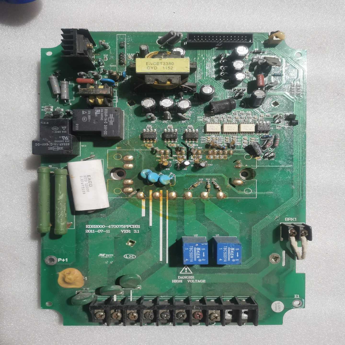 易能EDS2000变频器驱动板，EDS2000-4T0075询价