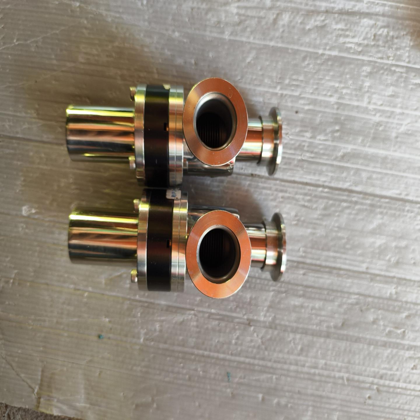 【请询价】HTC日扬高真空角阀型号AVB-KF25-P 2个有个