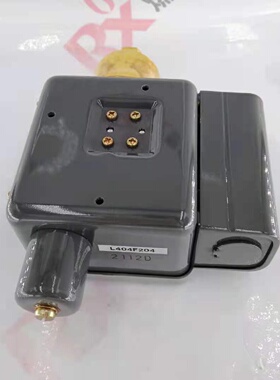 议价日本Yamataked Azbil山武 压力控制器 L404F204 停产 现货4个