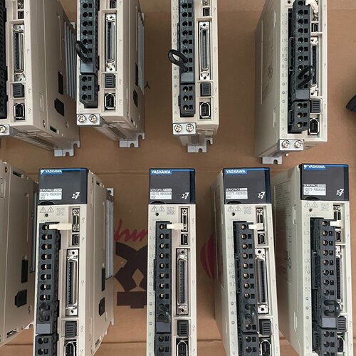 询价-SGD7SR90A00A002安川七系100瓦控制器
