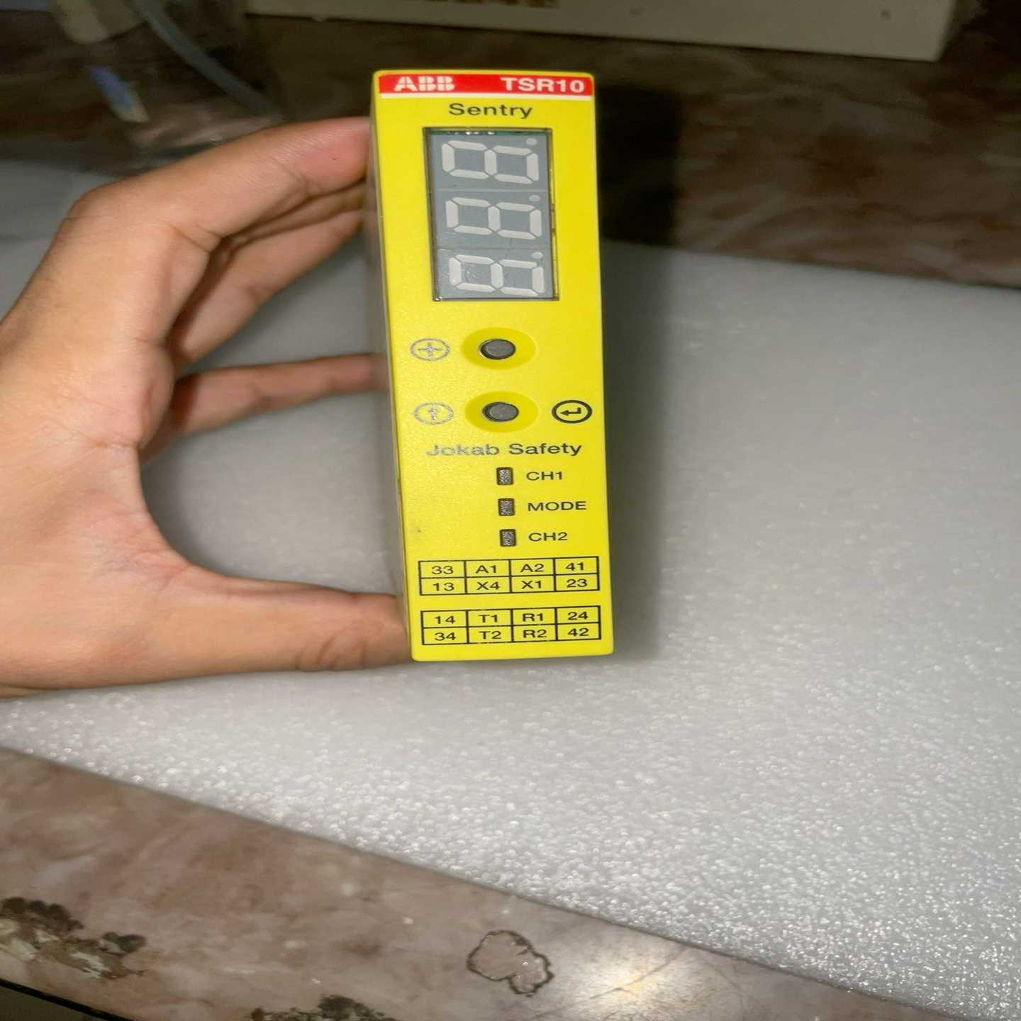 abb延时安全继电器+Sentry+TSR10+24VDC，~询价