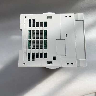 FX5U-64MT/ESPLC，功能，成色很询价