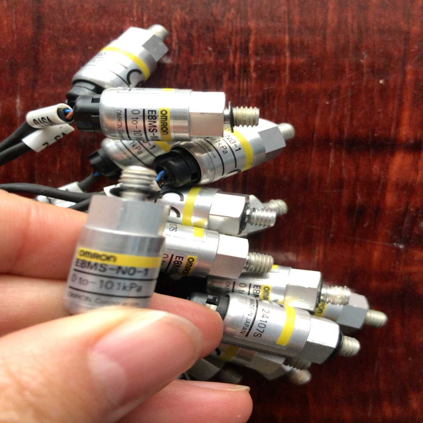 压力传感器E8MS-N0-1数量20个打包可优惠--议价商品