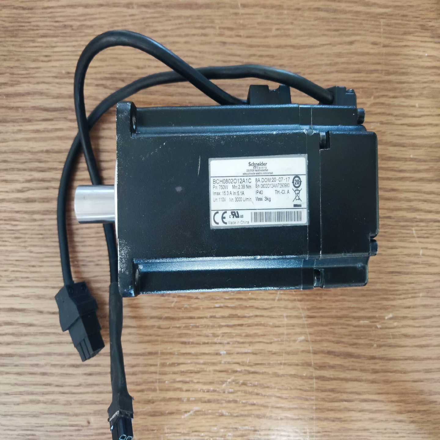 询价二手Schneider施耐德伺服电机，型号BCH0802