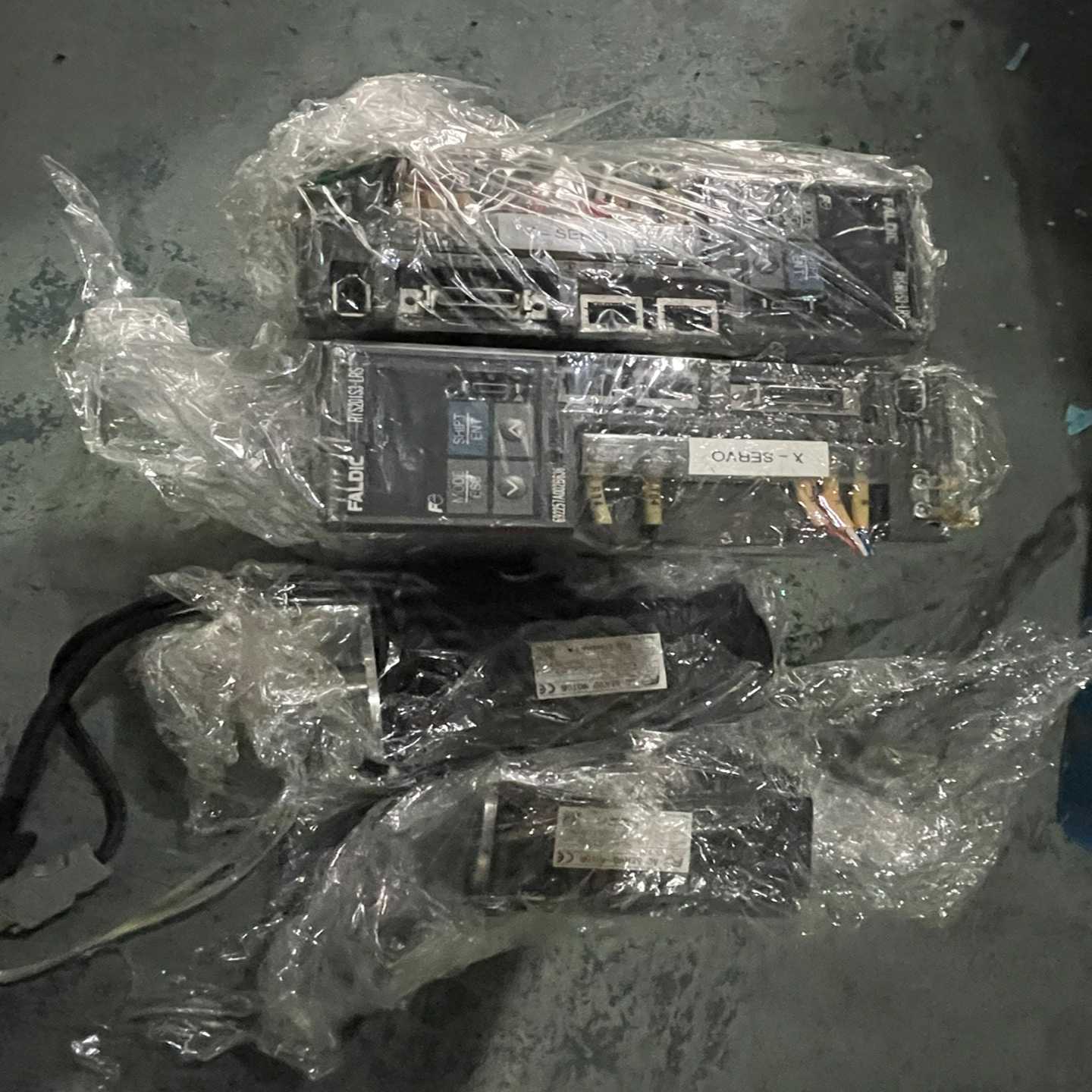 富士伺服驱动器RYS201S3-LRS200W400W询价