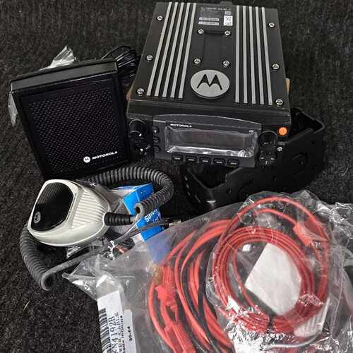 【星慕电子】Motorola APX 7500 VHF 7/800未使用
