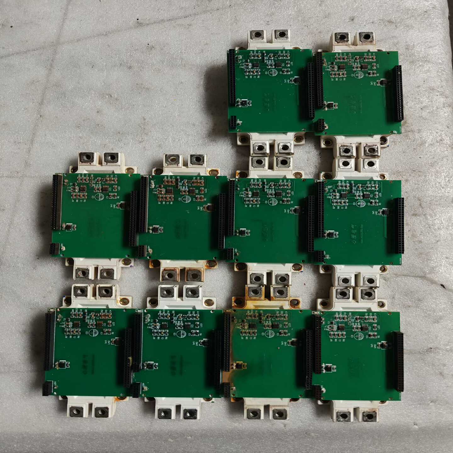 英飞凌FF450R06ME3(零零电子)