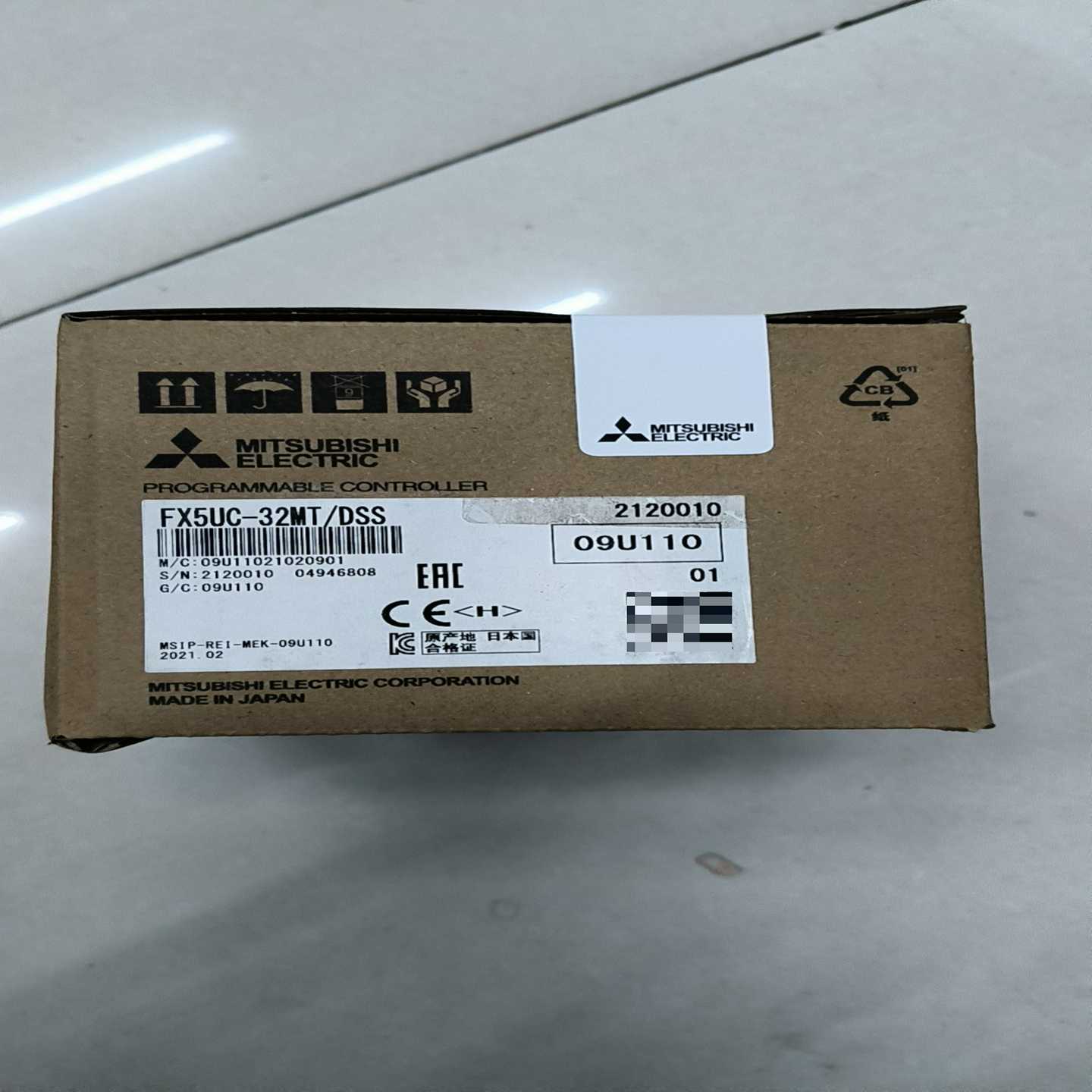 FX5UC-32MT/DSS，质保一年，两台（佳毅工控）