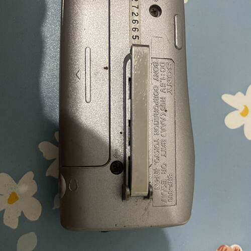 议价SrfS83 Radio Obvious Traces Of Use Normal Use. Quality适