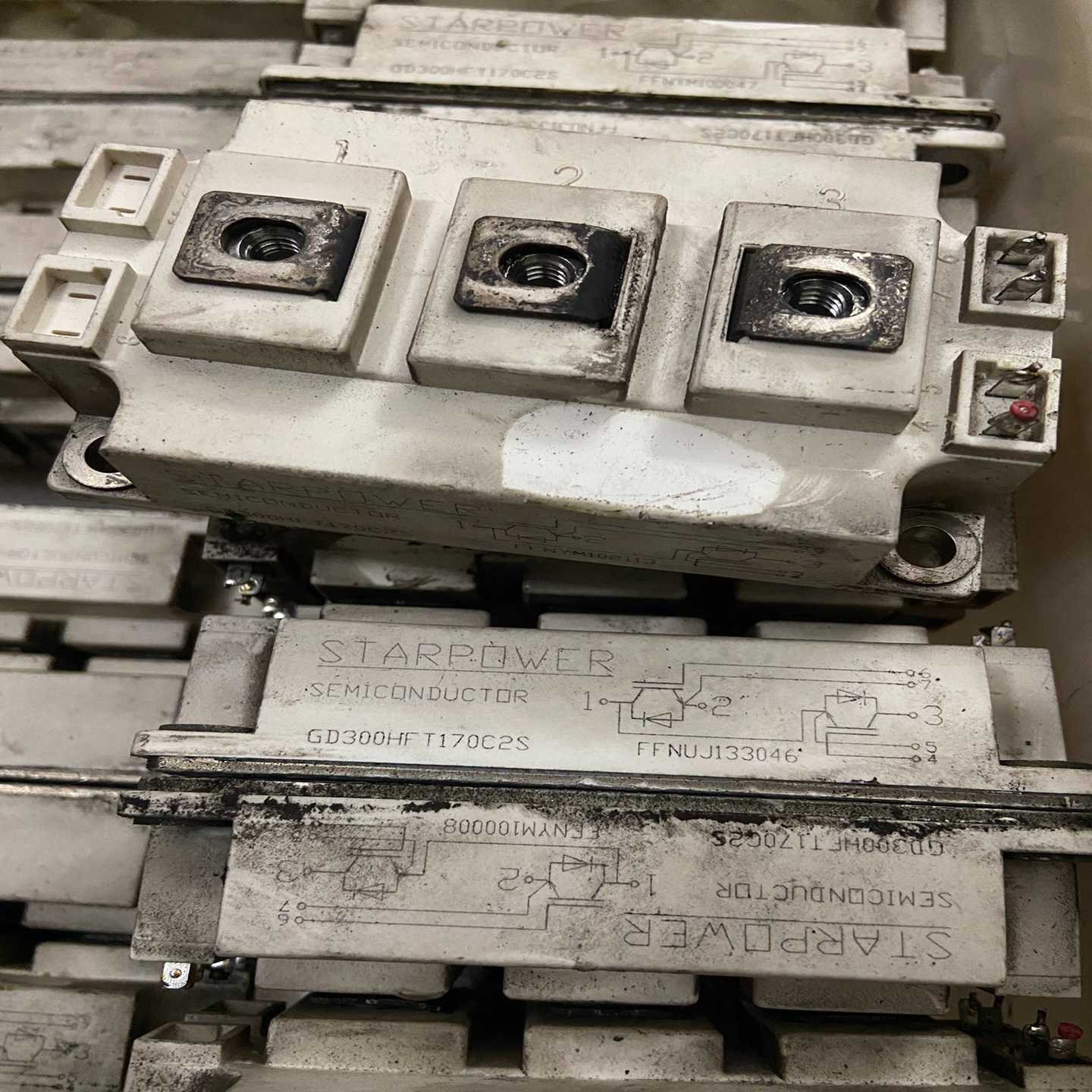 GD300HFT170C2S，300A1700V，IGBT，询价