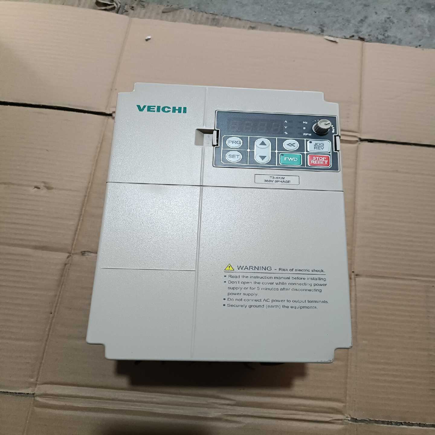 伟创变频器4KW刚拆机成色新如图完好无损功能包好--议价商品