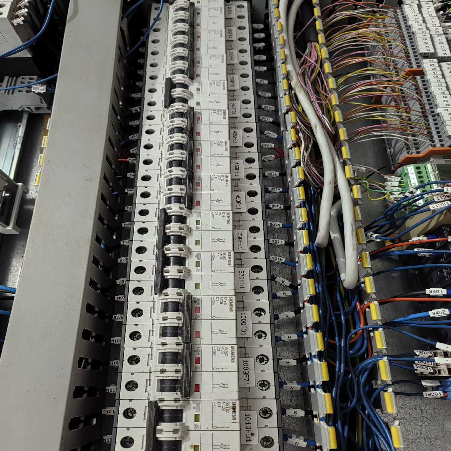 断路器5SY62MCB，共13个，单个，询价