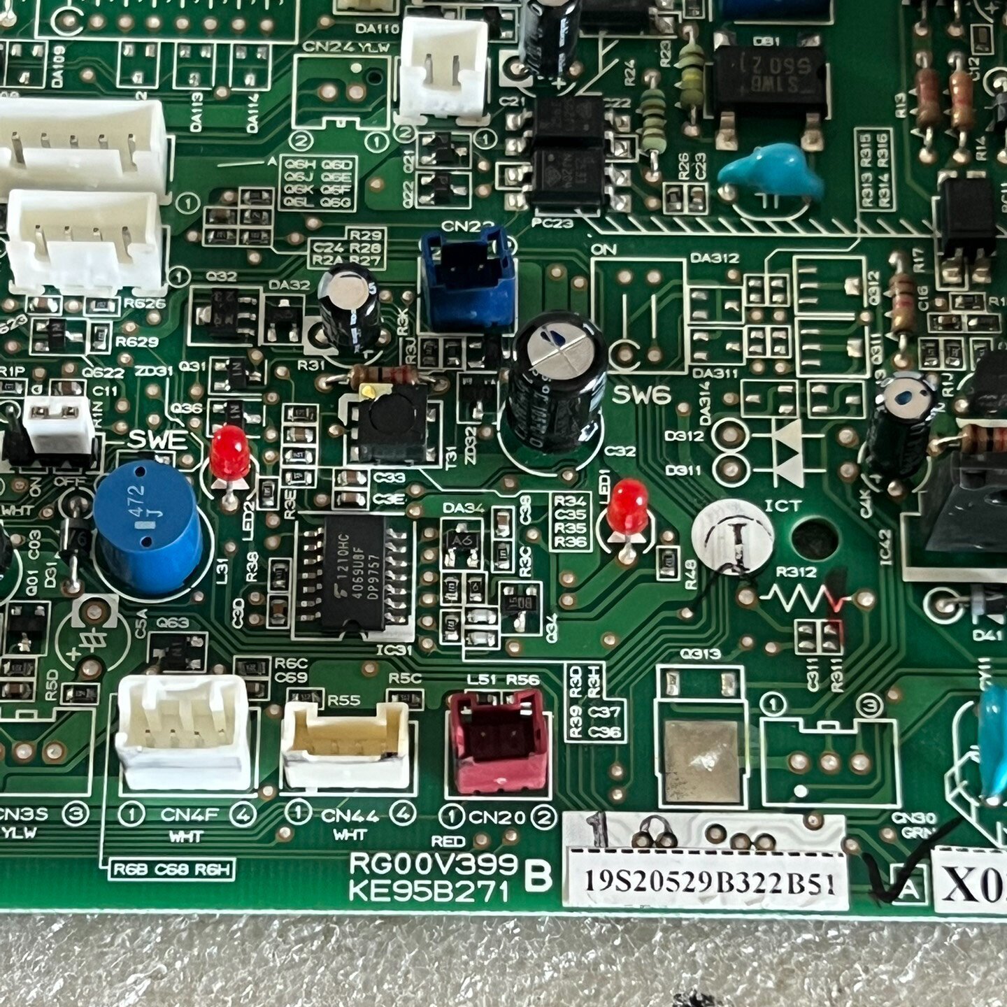 适用三菱电机中央空调内机主板RG00V399B主板KE95B