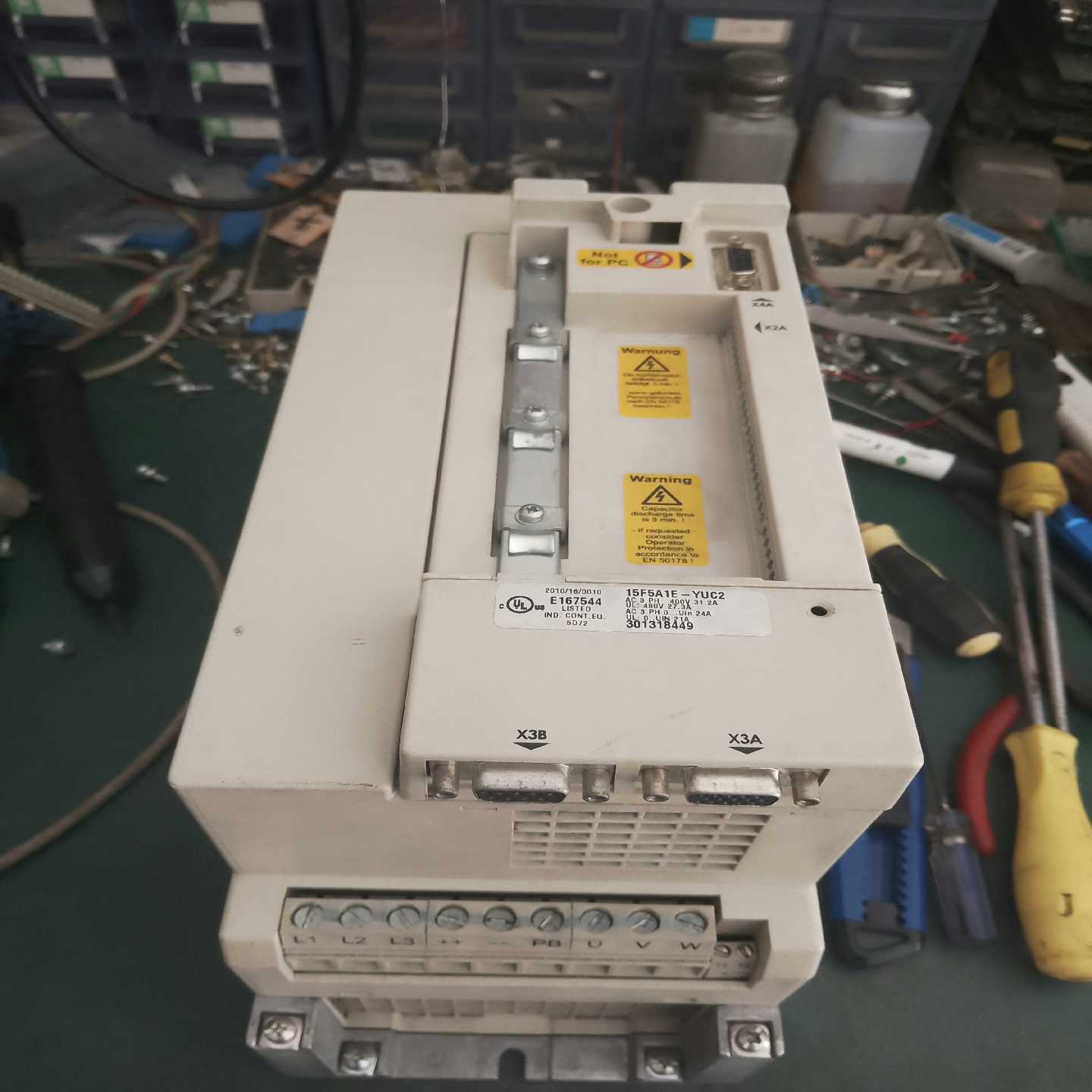 15F5A1E-YUC2科比变频器，功能包好，不议价。--议价商品