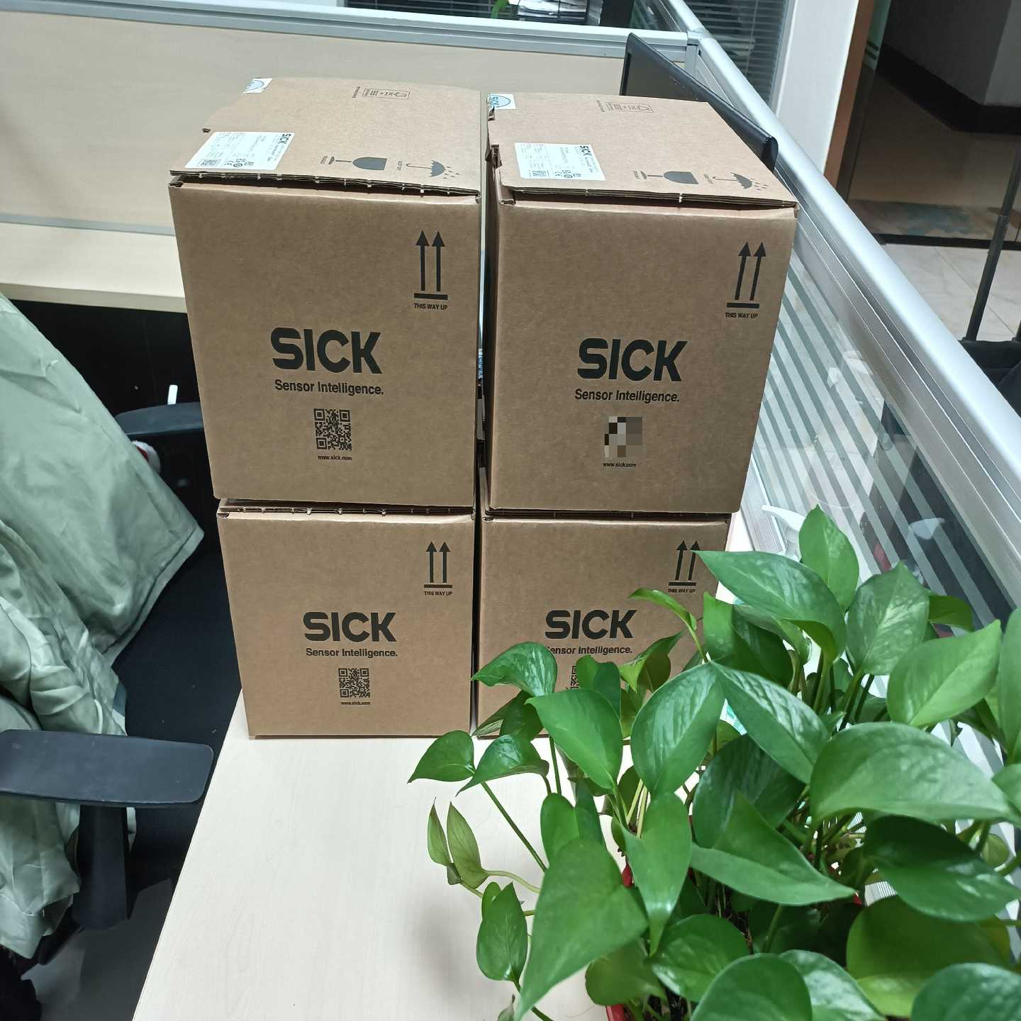 询价西克MICS3-CCAZ55PZ1P01雷达，货号:1100