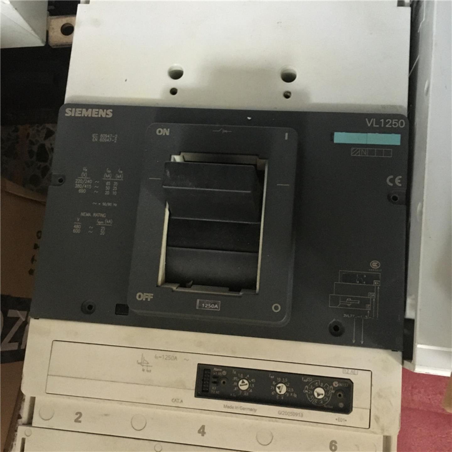 【议价】SIEMENS断路器3VL7712-1AA36-0AA0 3P 1250A 3VL125