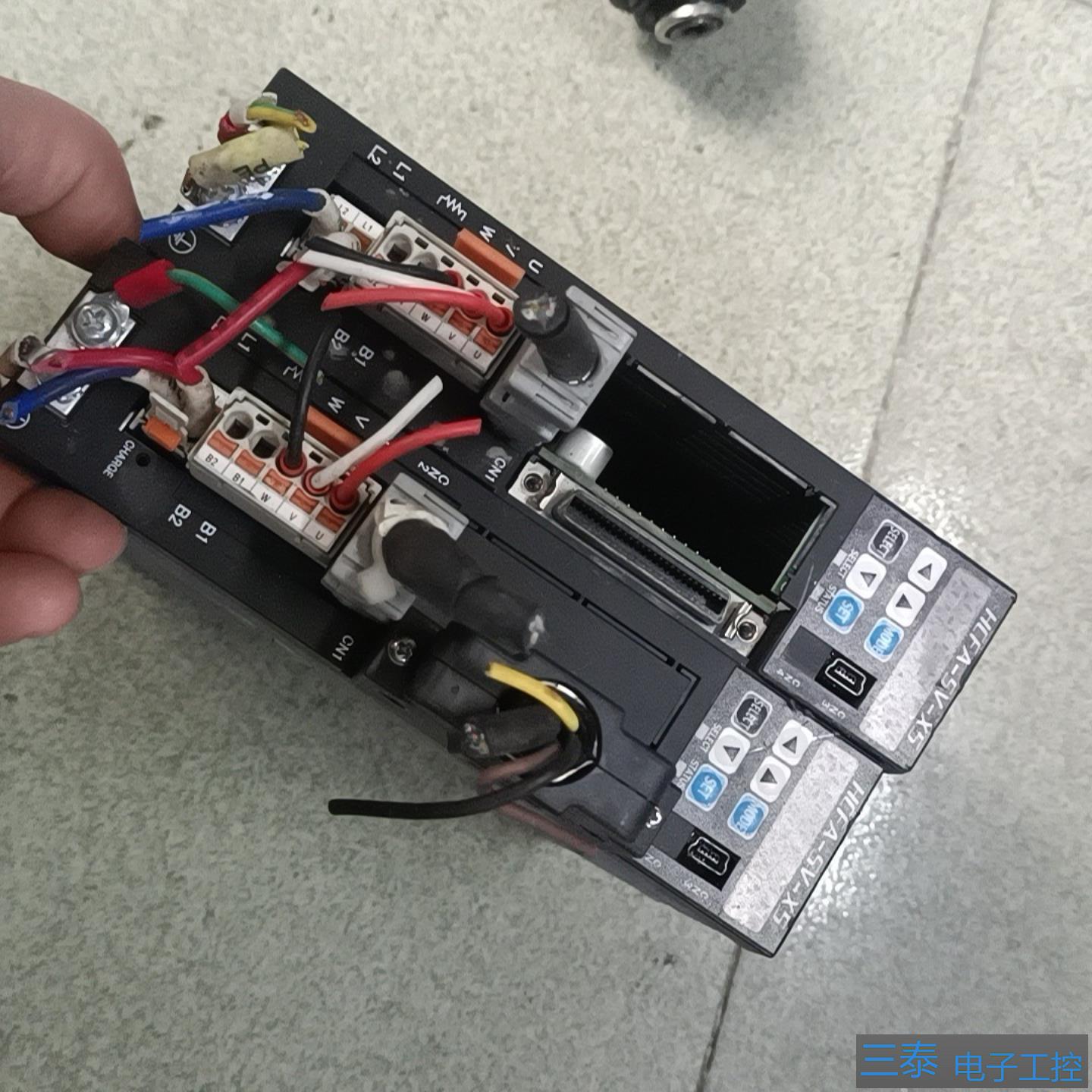 X5DA40A-11  2个，议价