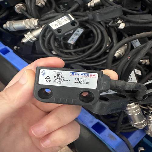 英国原装TECHNOGR光学传感器F3S-TGR-NMPC---议价商品