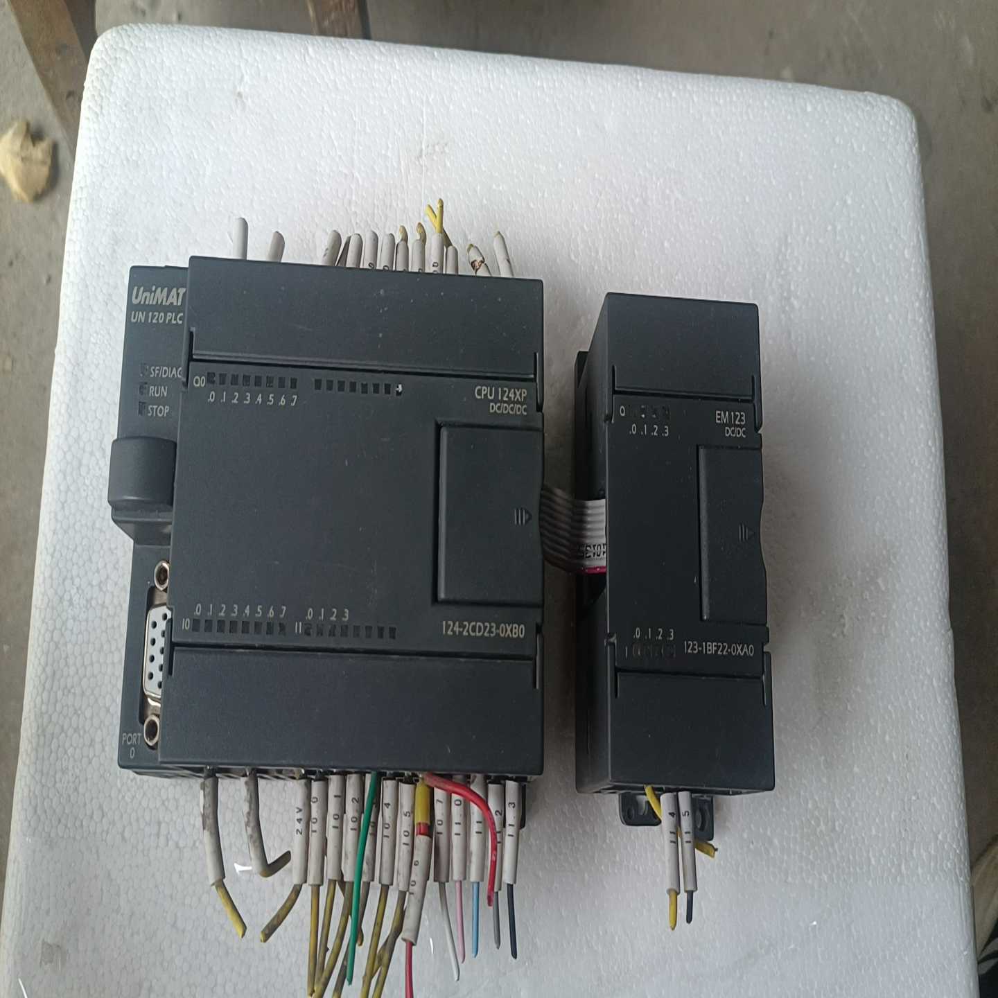 询价~国产亿维pLC124一2CD23一0XB0，加模块uN1