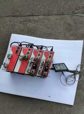 拆机器，剪电线，汇川机械手伺服驱动器四个.。有两个型号，两张-