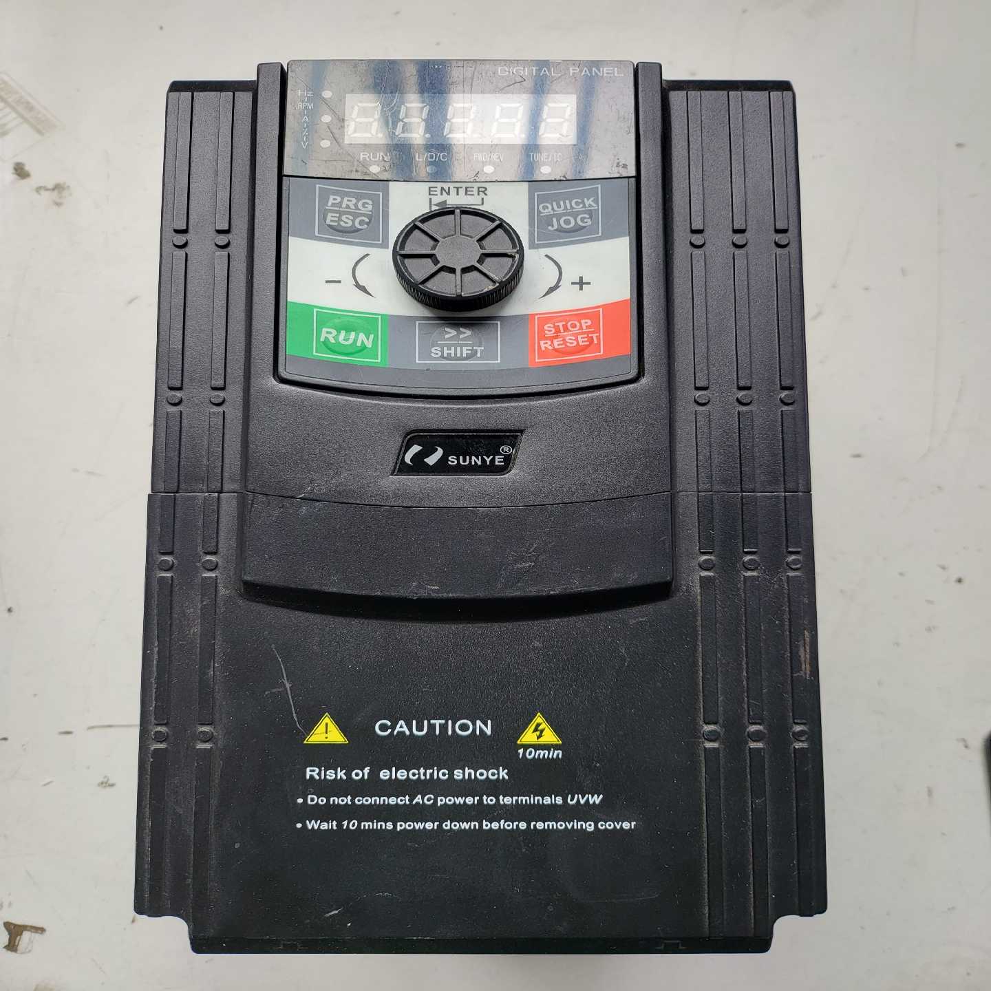 【议价】日业变频器7.5/9KWCM530H-4T7R5GB/9R