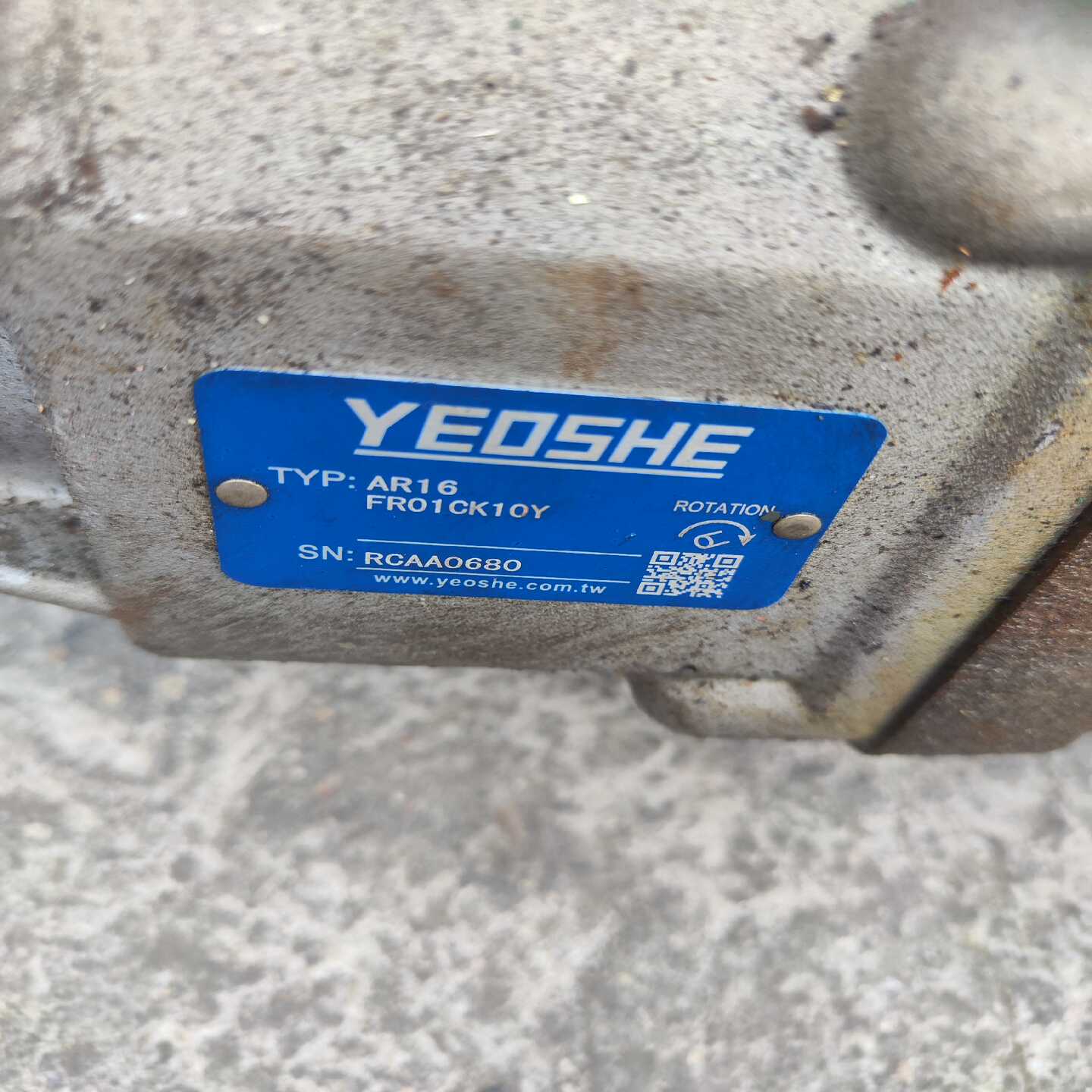 议价YEOSHE柱塞油泵AR16FR01CSK10Y拆机现货/维修