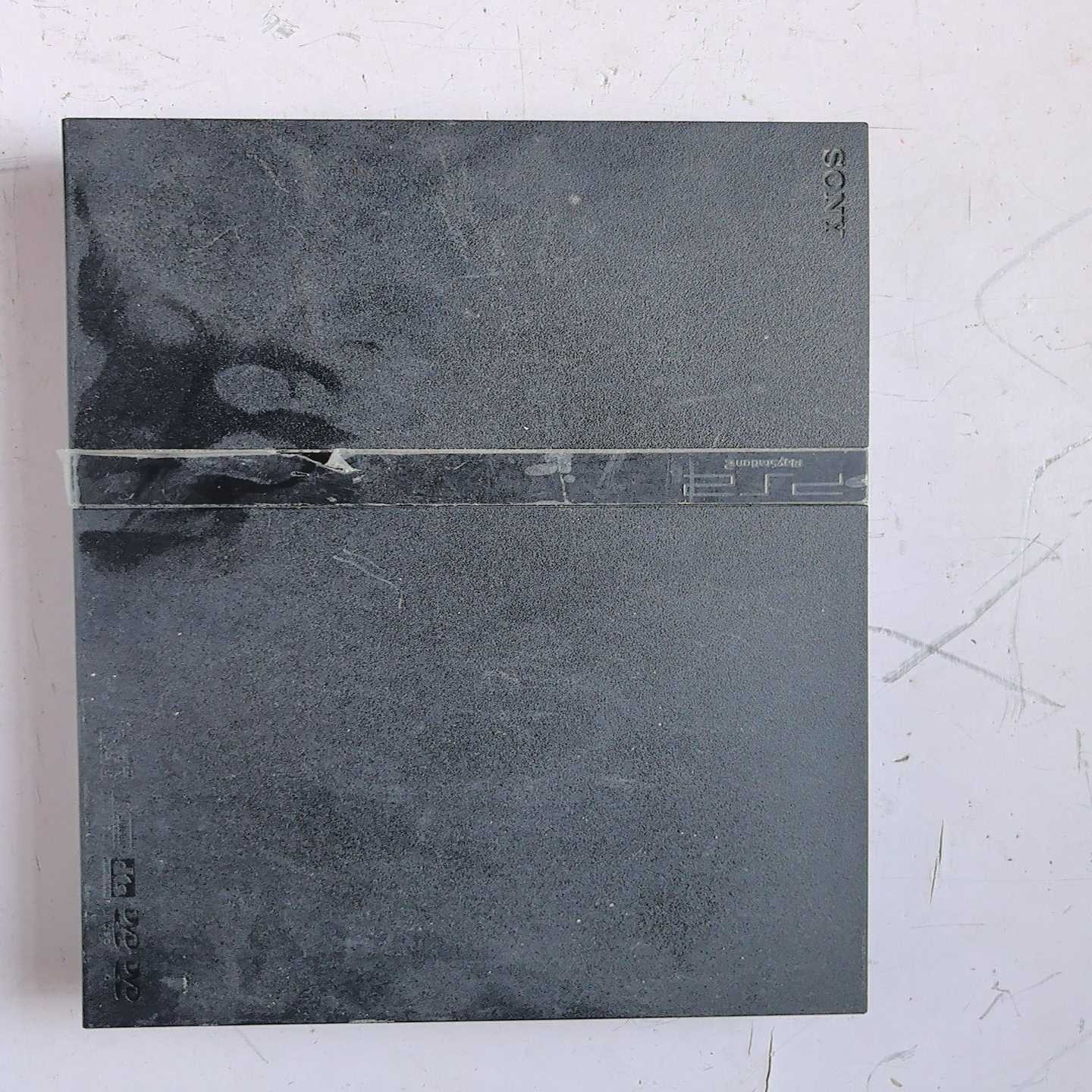 索尼ps2游戏机70006,原装正品,品相还不错如图,没有--议价商品