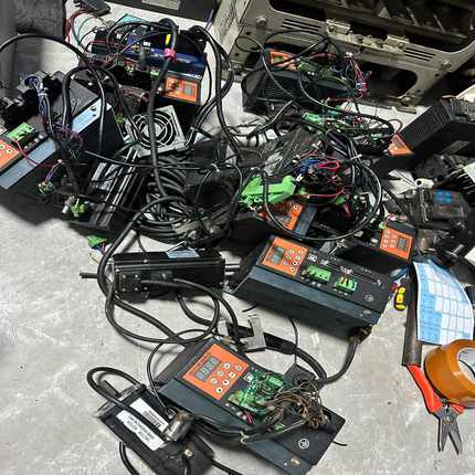 VECTOR威科达伺服，VEC-VB-R75H21B-M-B--议价商品