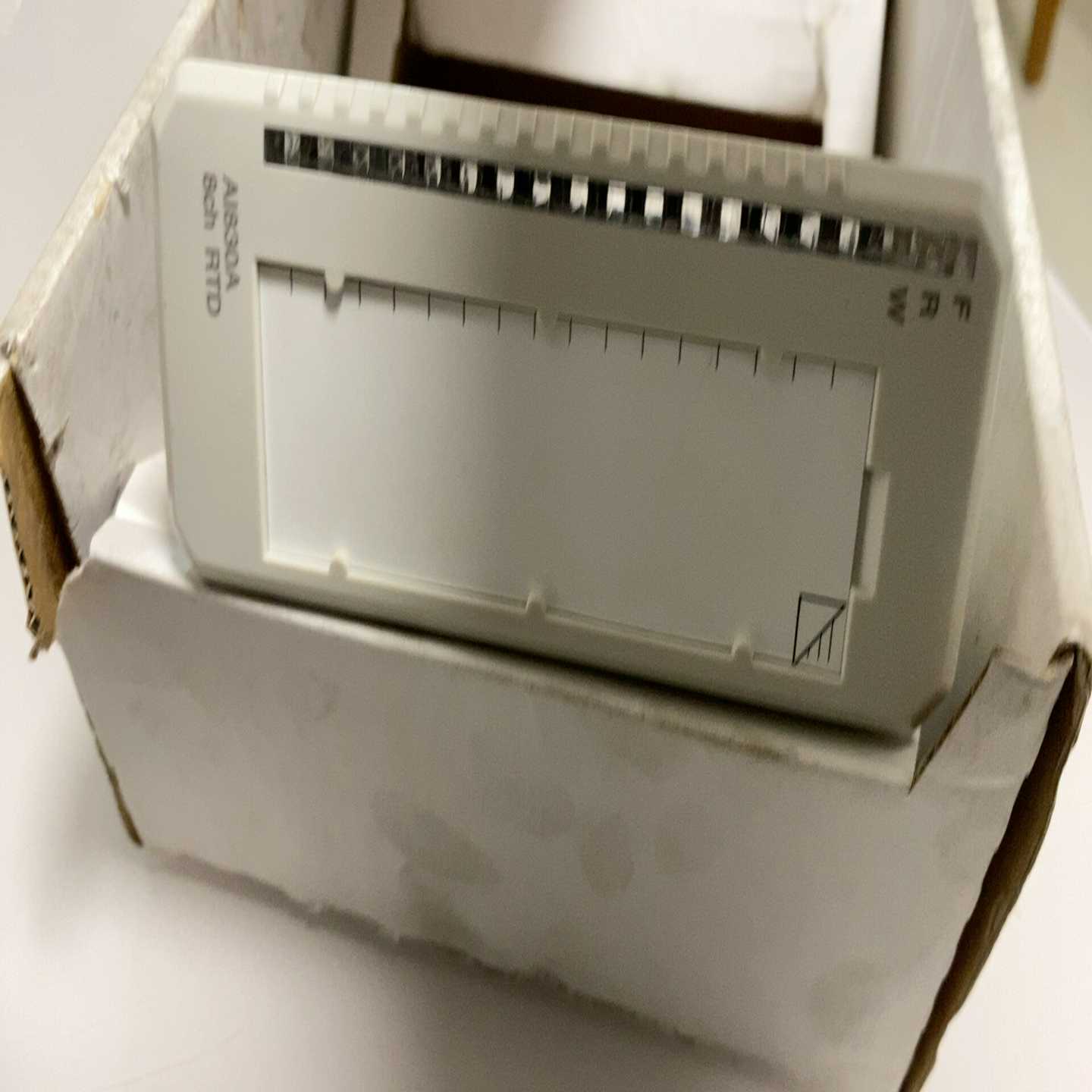 模拟量模块AI830A，库存仅拆封。询价