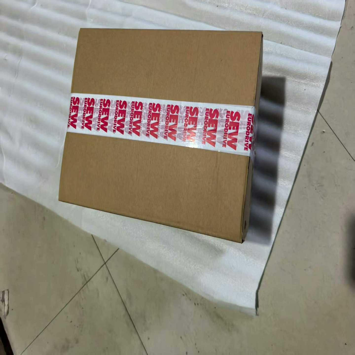 询价sew伺服电缸CMS50S/BP/KY/AKOH/SB1全新