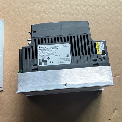 台达变频器0.75KW380VVFD007EL43W原装