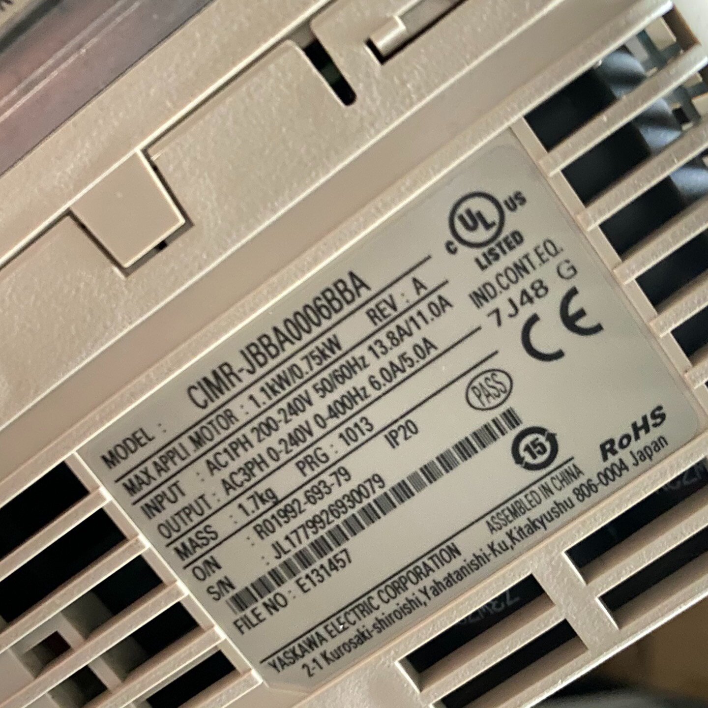 安川J1000变频器 CIMR-JBBA0006BBA 0.--议价商品
