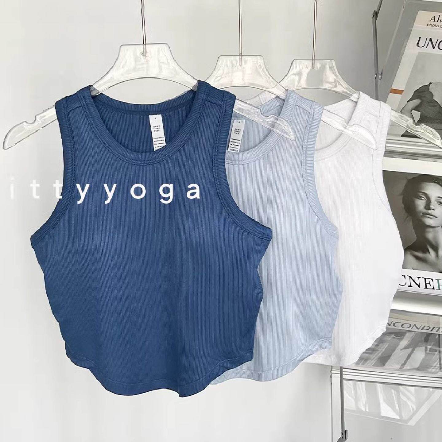 春新品露脐小背心带胸垫针织运动短款修身百搭外穿显瘦设计感上衣