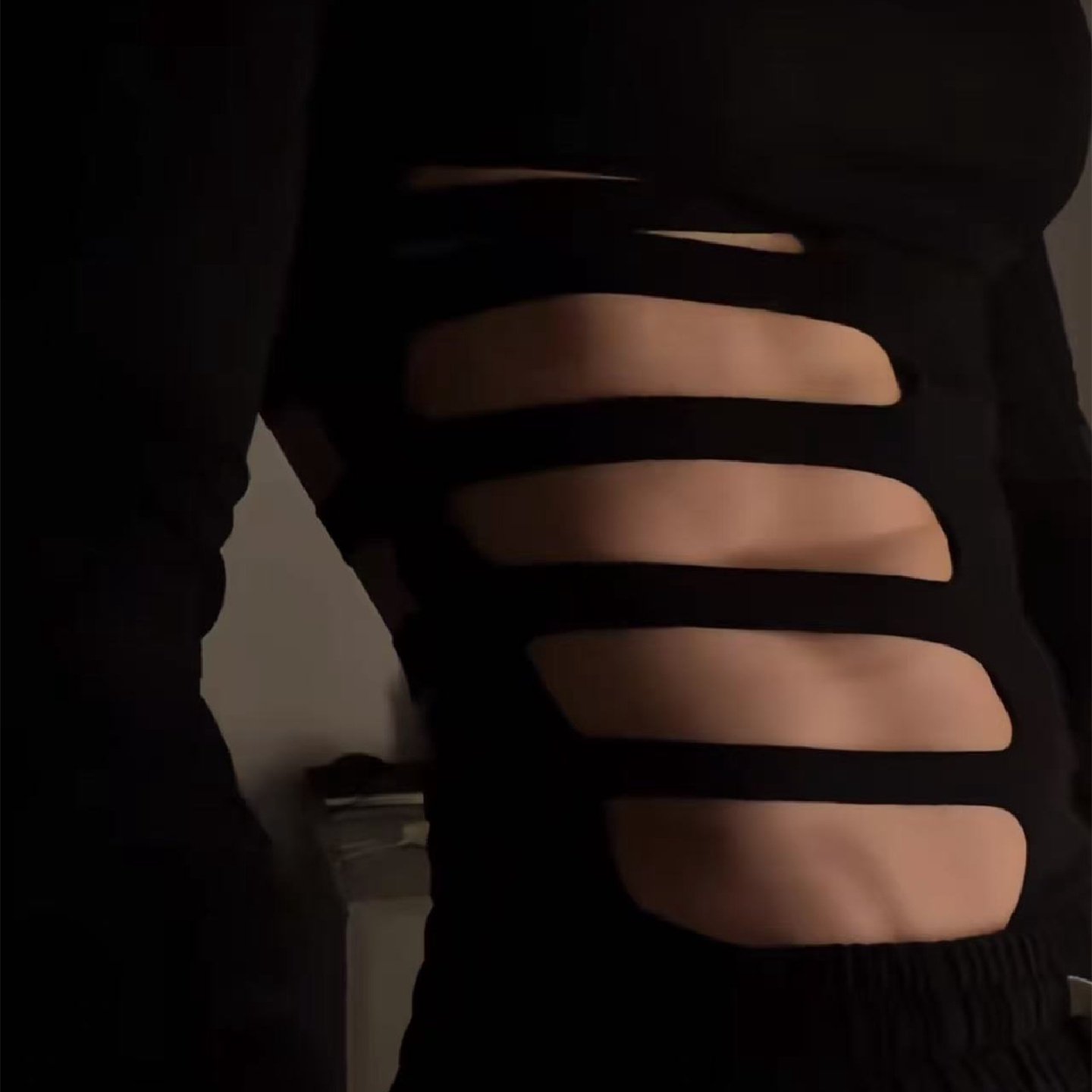 黑色长袖镂空T恤男个性高领紧身衣修身显腹肌潮流上衣显瘦百搭款,男装,T恤,淘宝优惠券,粉丝福利购,淘宝优惠卷