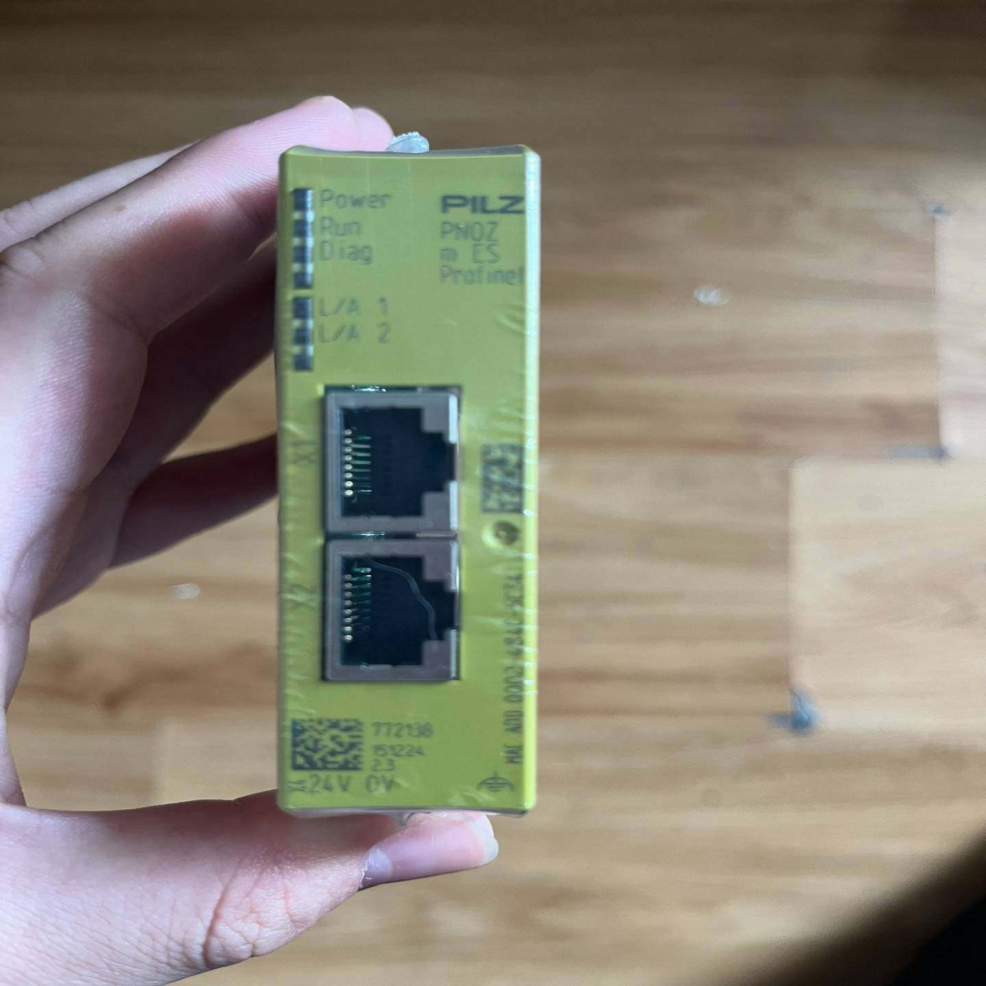 皮尔兹继电器772138，年份新，项目工程剩余，捡漏的勿扰，{议