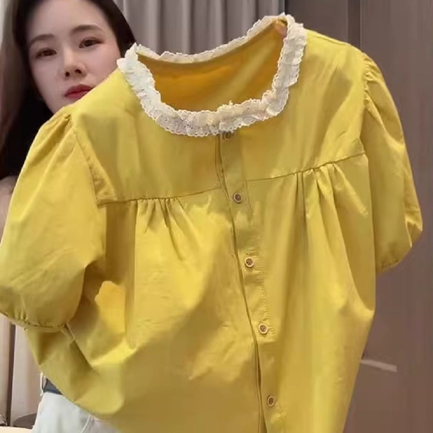 法式时尚温柔甜美风黄色上衣女2025夏季木耳边拼接设计泡泡袖衬衣