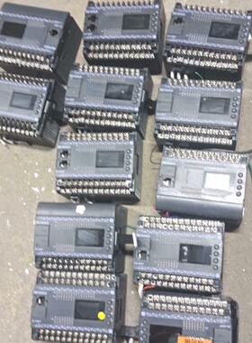 寻I拆机基恩士KV40AT2个