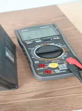 咨询-英威腾GD10-1R5G-S2-B，缺面板，图上面板是拿