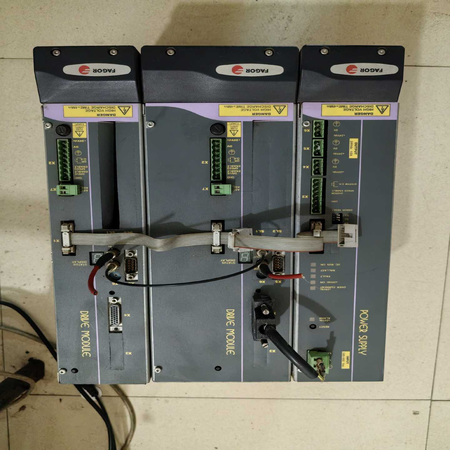 议价拆机一套发格驱动器，实物拍摄需要的详情看图私聊议价