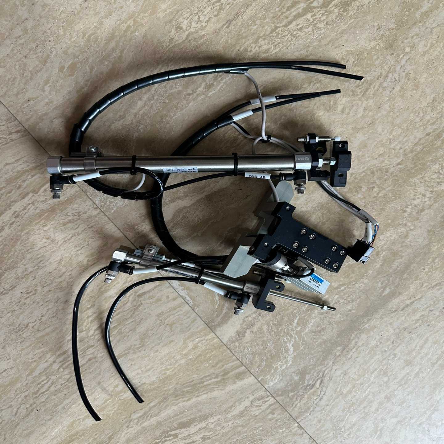 SMC原装气缸QX6.AB，带压力传感器MCFB-11-10--议价商品