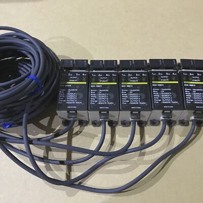 Lot of 5 Omron E3XNM11  4 Pt Fiber Photoelectric Amplifier