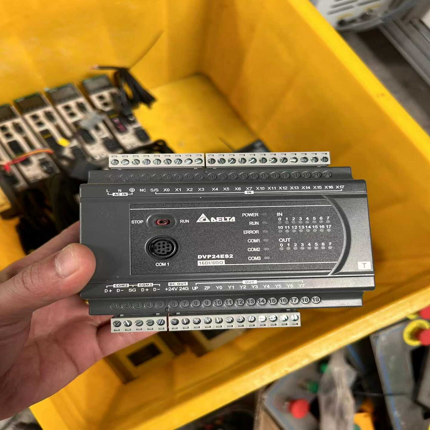 议价台达PLC型号DVP24ES200T现货/维L修