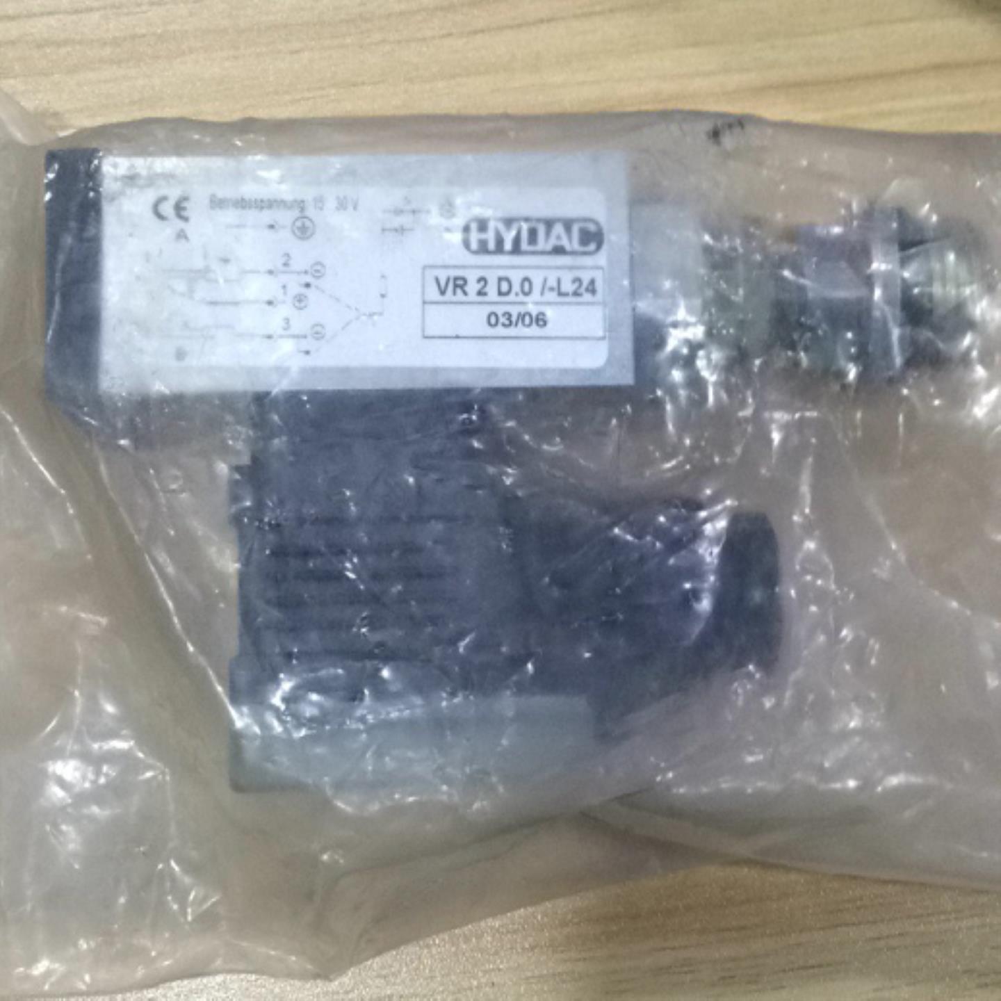 售前询价VD 2 D0-L24 德国HYDAC贺德克压力开关 压力感测器