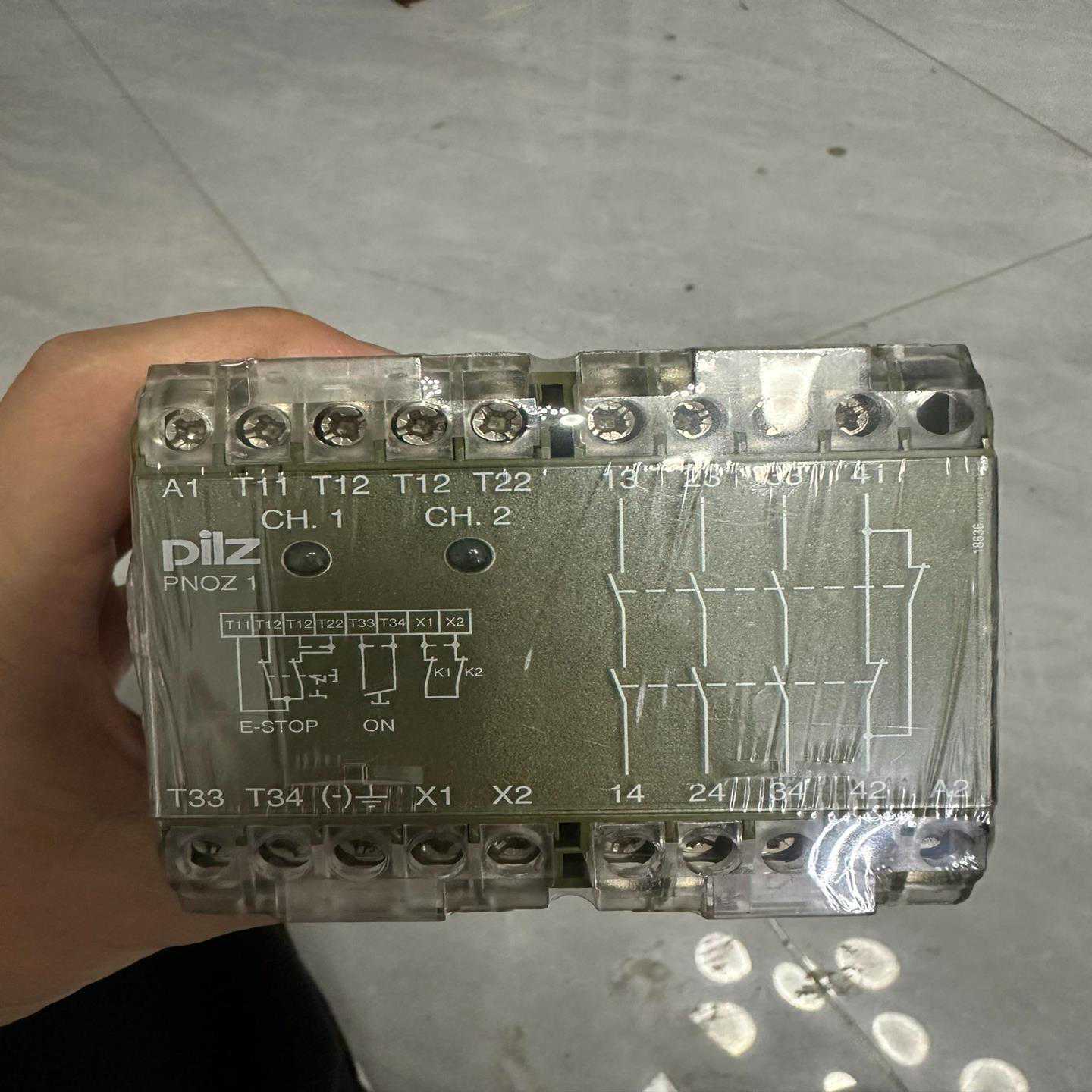 罗克韦尔变频 22C一D142A103     75KW′1【鑫鑫商铺】