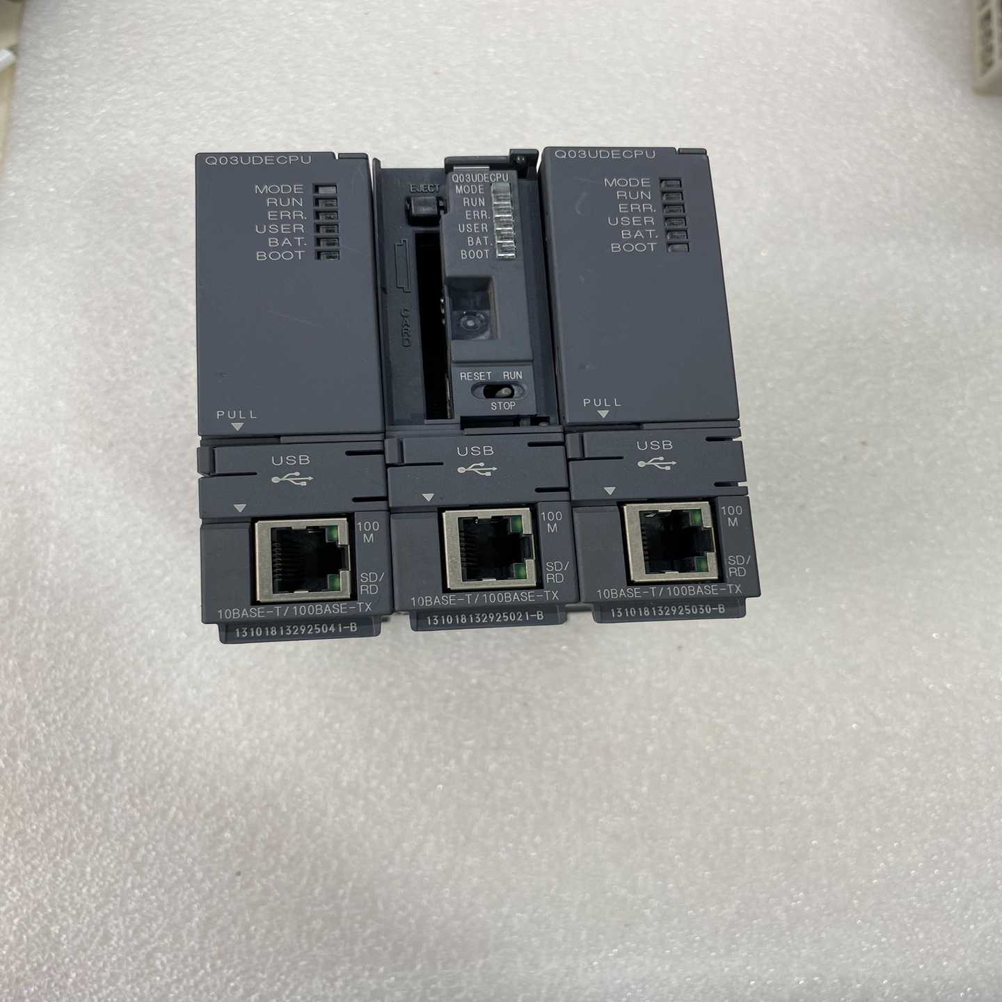 三菱可编程控制器模块，型号Q03UDECPU，实物图拍摄，成--议价商