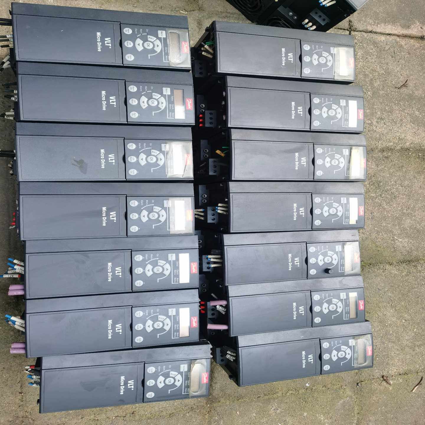 丹佛斯变频器FC-051P5K5T4E20H35.5KW