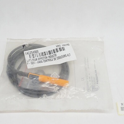 议价Ifm Electroc Efector100  If5353 If3004Ankg  Neu Ovp适用