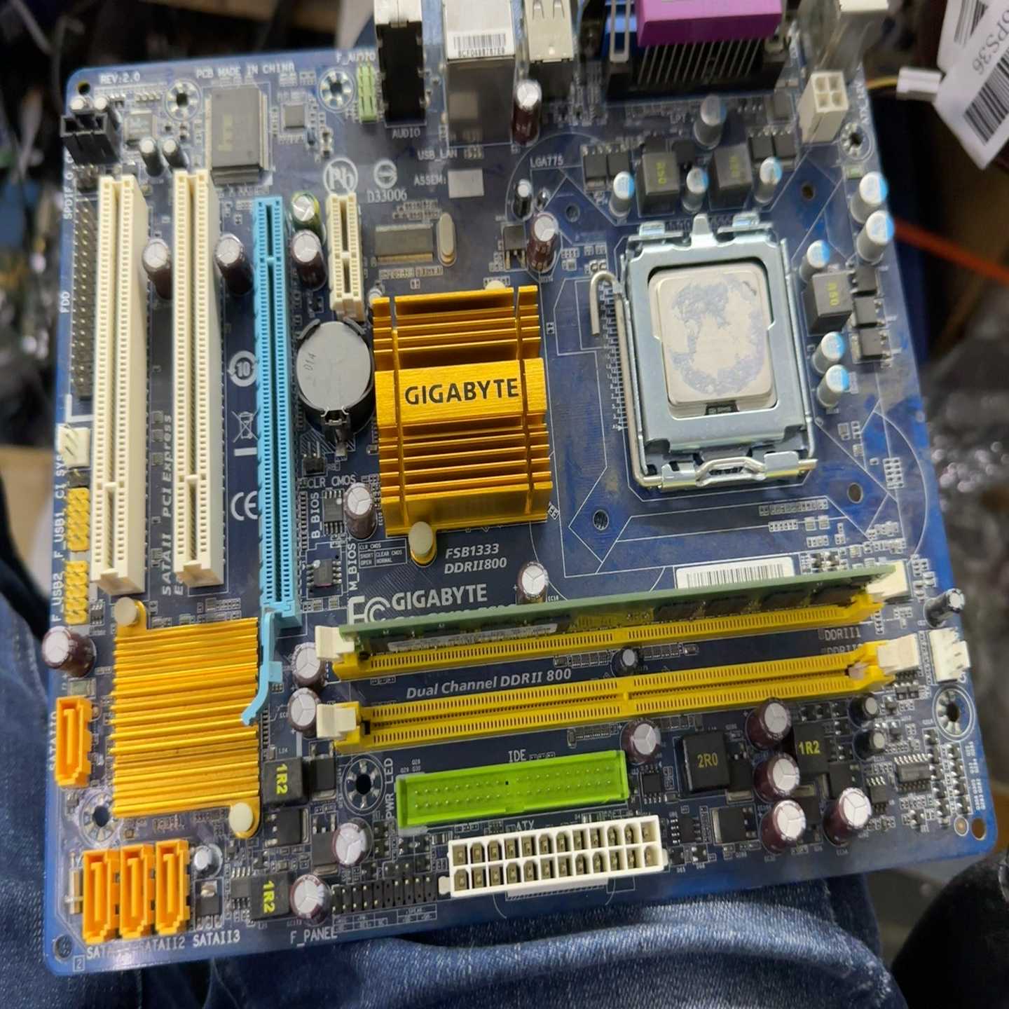 GA-G31M-ES2C功能，送u和内存，【询价】